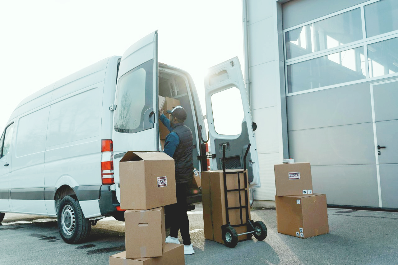 House movers in Addis Ababa packing and loading furniture